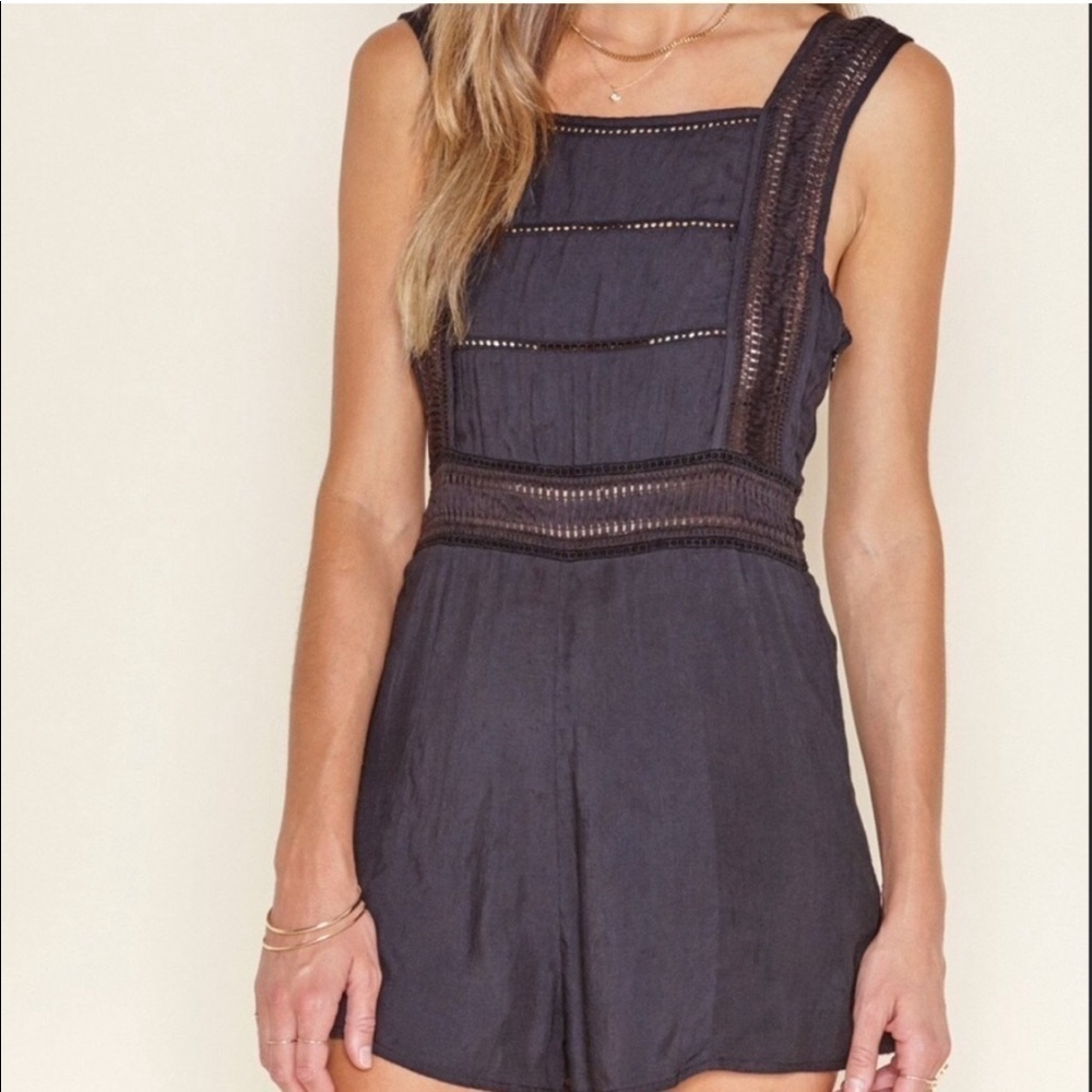 Amuse Society Serafina Romper crochet